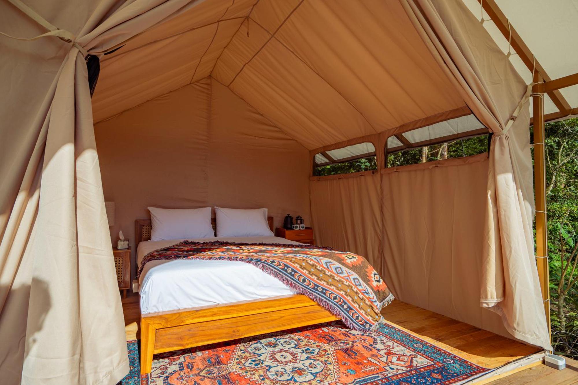 Green Lava Lake View Glamping Bedugul ภายนอก รูปภาพ
